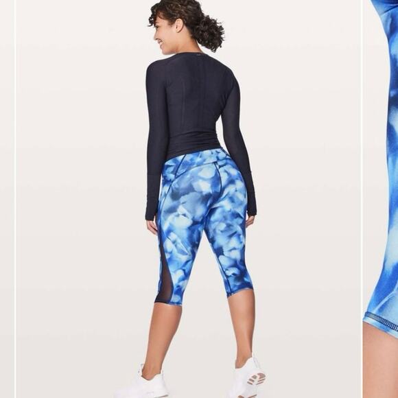 Lululemon Women’s Blue Print Train Times Crop 17" In Mini Blush Blossom Size‎ 4 - Picture 2 of 10